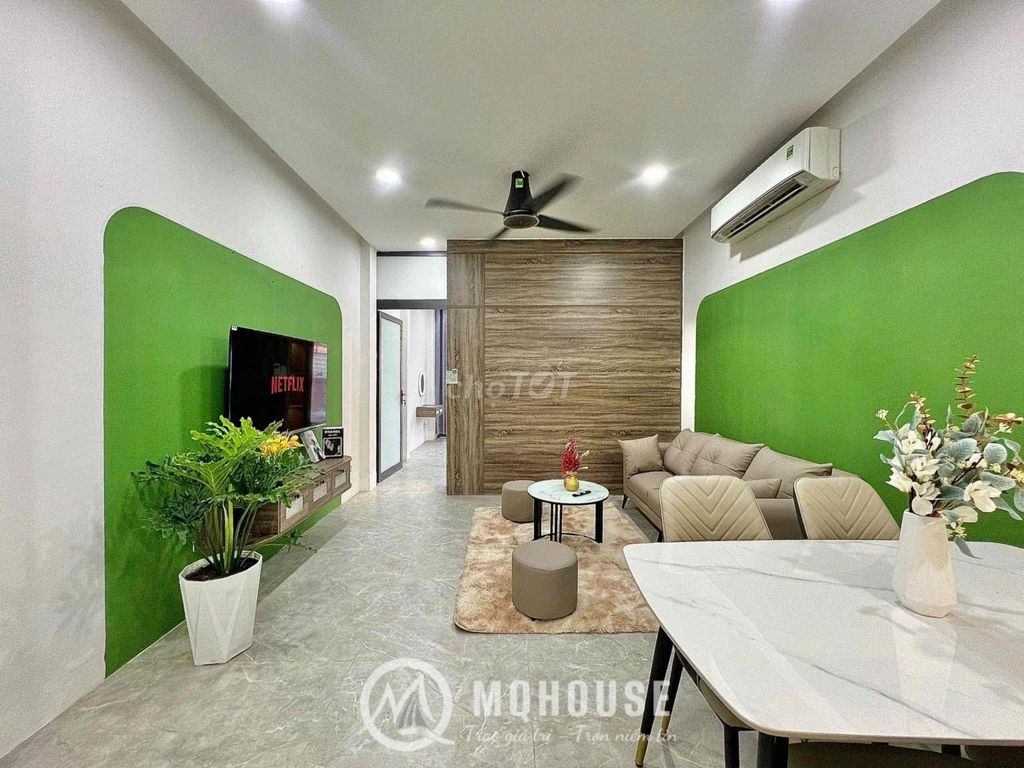 The 1st Bedroom is 100 percent now Vincom is on its way.