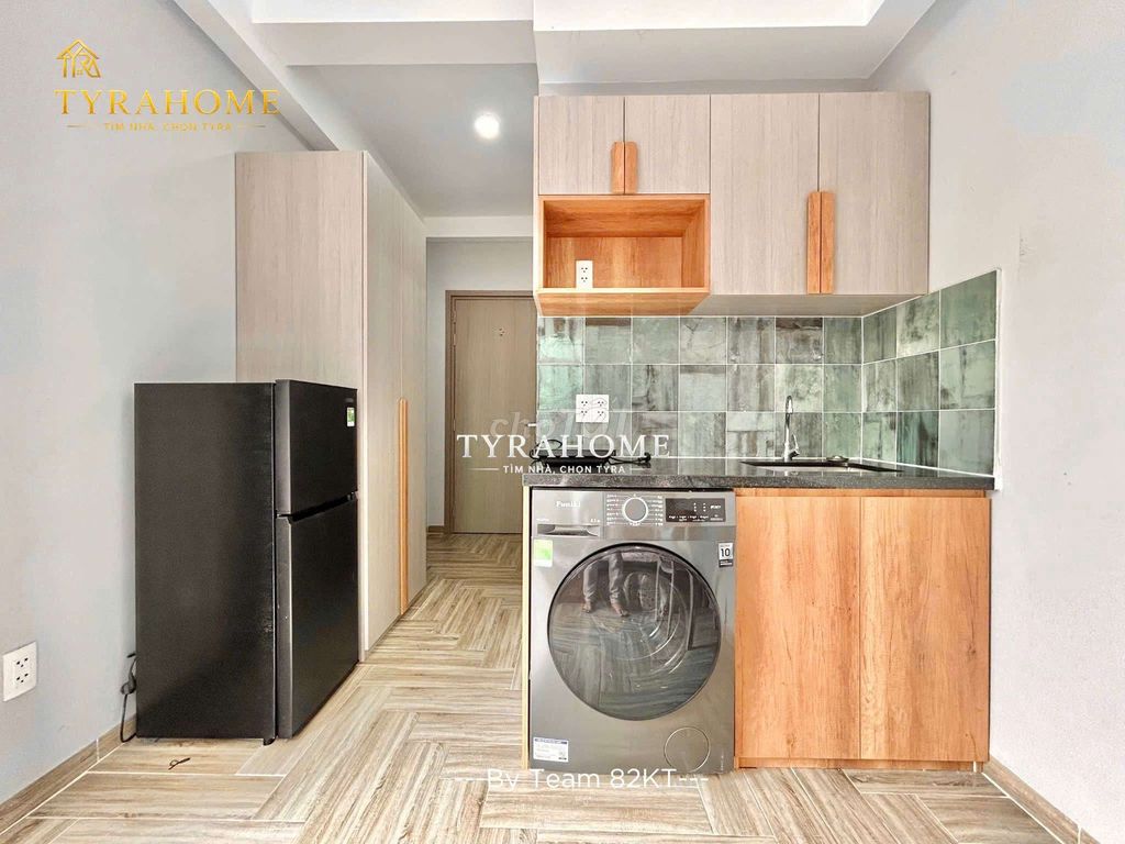 The new house - Studio Bandony is open to new building. 4 Phú Nhuận fall axis