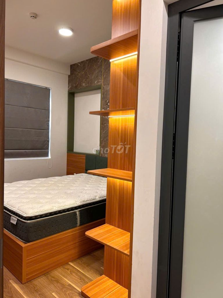Two bedrooms, two bedrooms. Full Seven Seven Houses.
