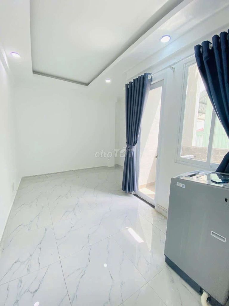 Very rare! Room 38 M2, kitchen cup, near cv - full interior - move in immediately