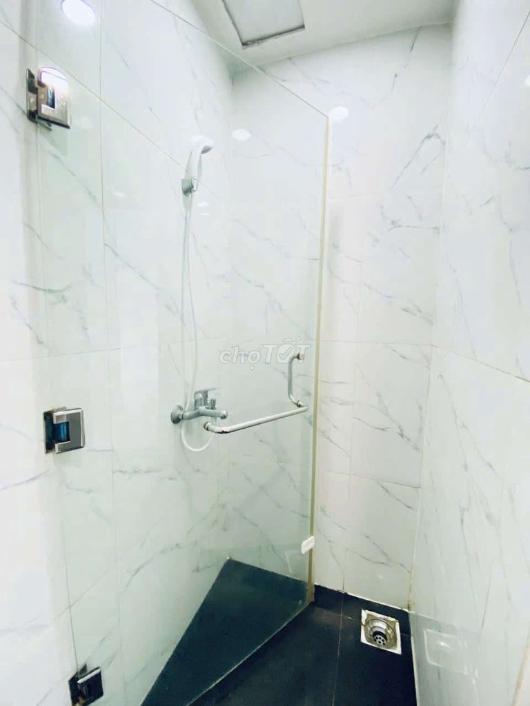 Very rare! Room 38 M2, kitchen cup, near cv - full interior - move in immediately