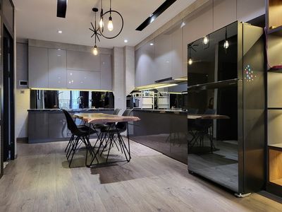 Rent Saigon South 2 bedrooms, 2 senior Full toilets.