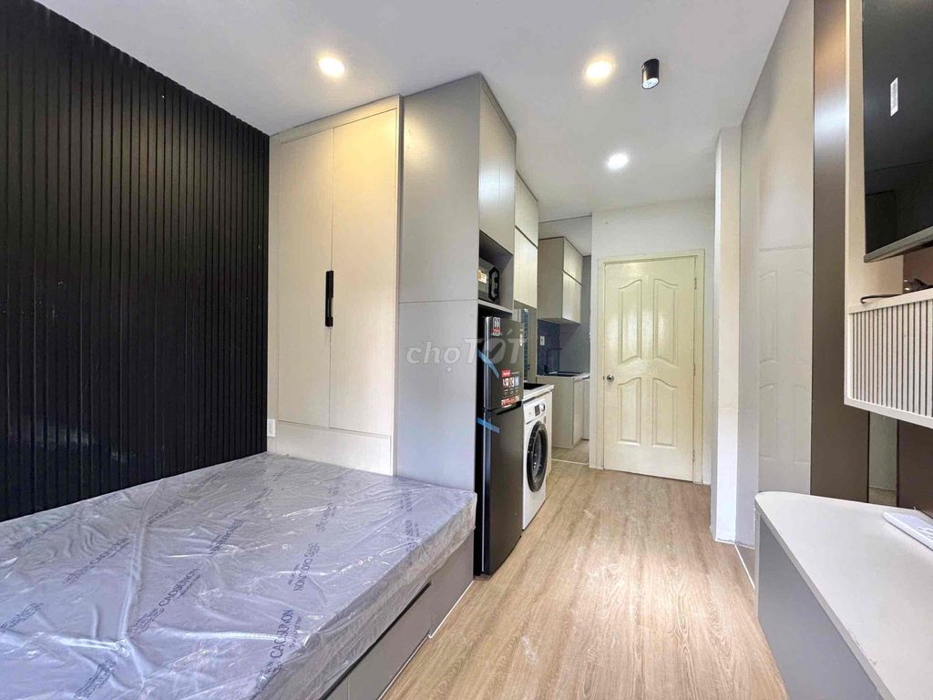 Opens the new apartment 100% – full of modern studio interiors • 1 P