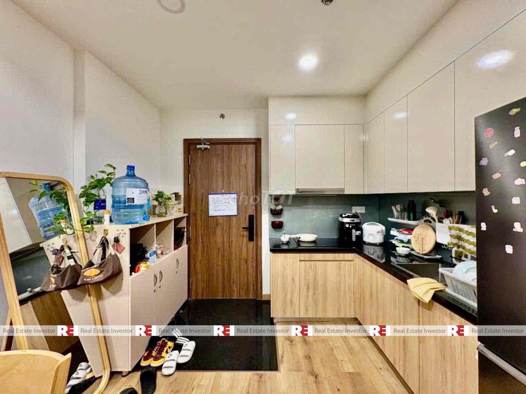 Renting Akari City 2 Bedrooms full of renting furniture: Nine million.