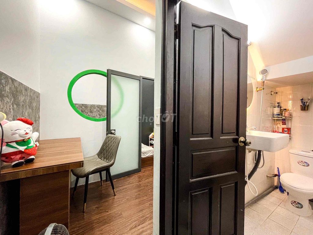 Two bedrooms. A bathroom. Ready.