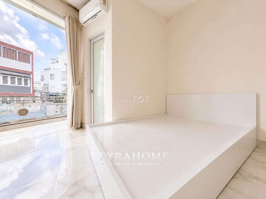 A Bancony Bedroom. Homeway Style. Ladies and gentlemen, Bình Thạnh.