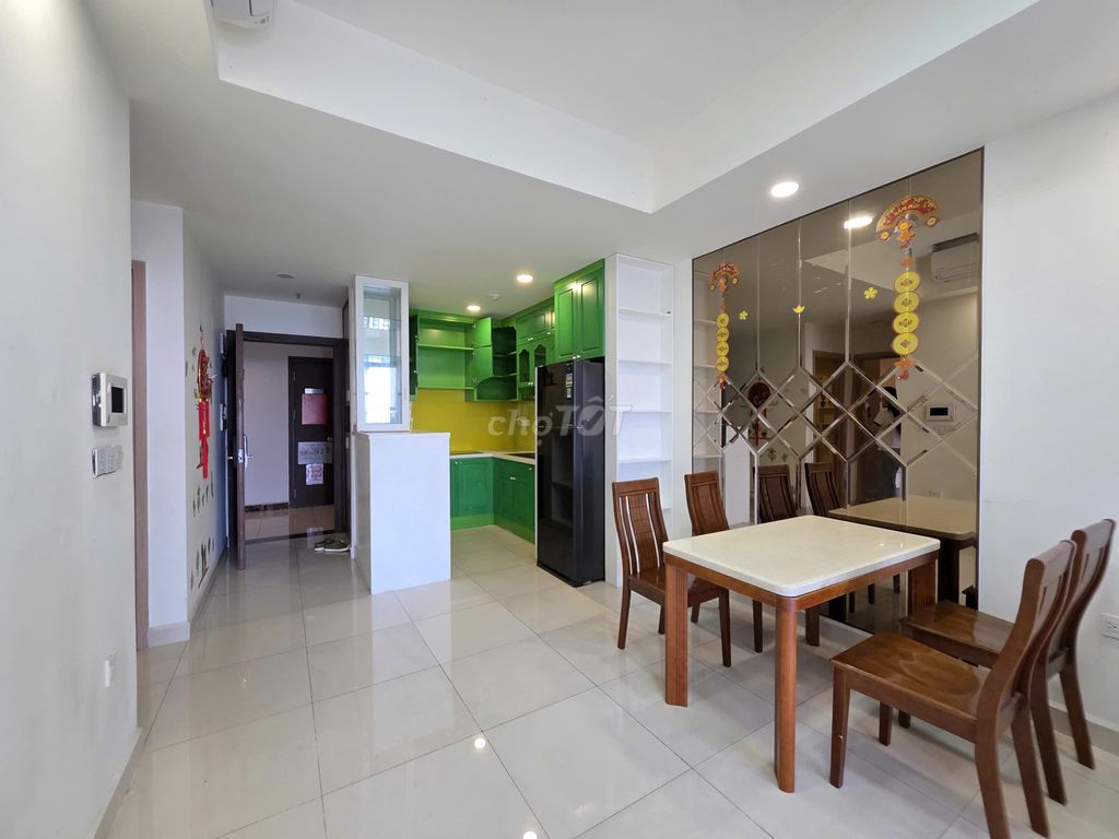 A super-prime apartment is only 16 million, two bedrooms, two Botanica Premier toilets.