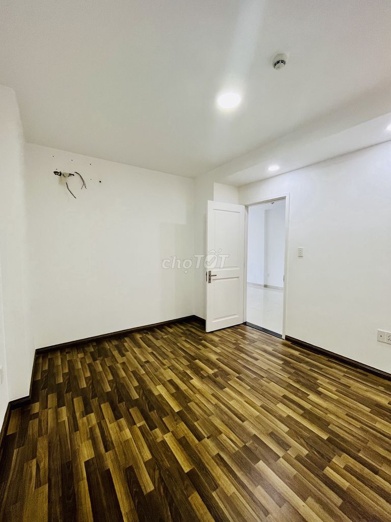 Rent an apartment of Fresno Kresnoc two bedrooms at 12 million a month, ready ntcb.