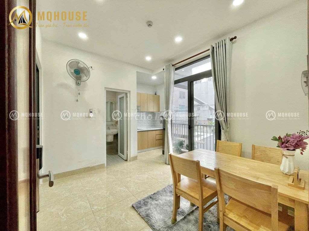 Two super-salt balcony bedrooms in Etown Cộng Hoà.