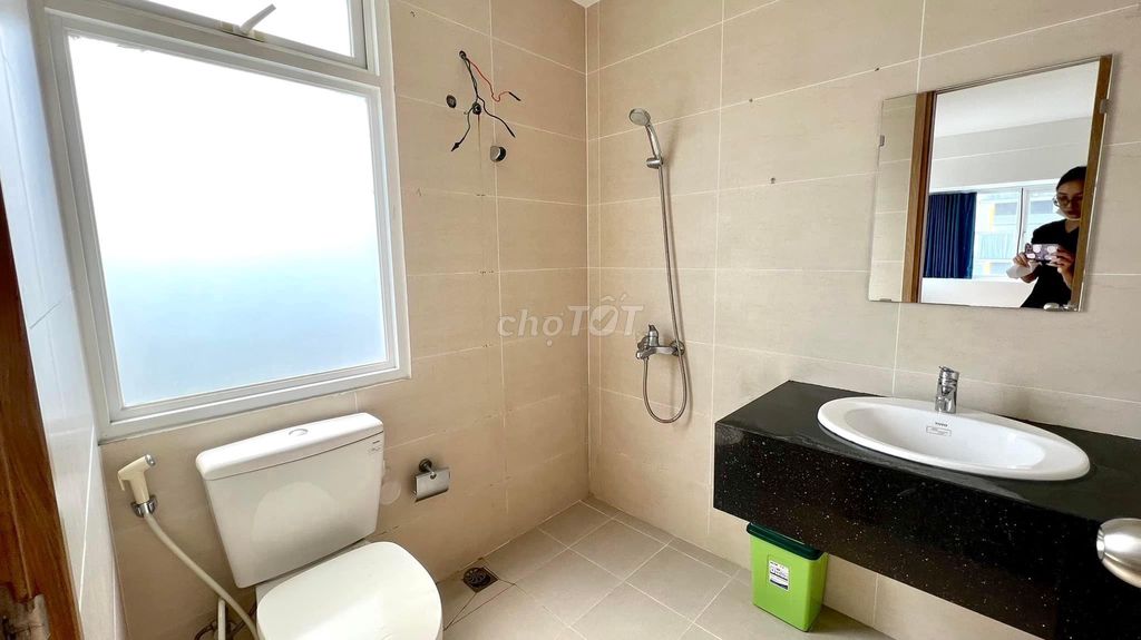 Charmington rents a two-studio bedroom with ntcb and Full Beauty District 10