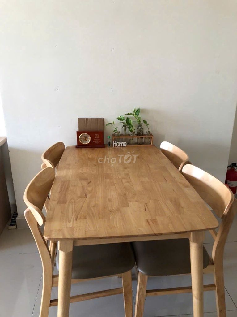 Rent two full-house bedrooms at Lavita Garden, and few nice ones.