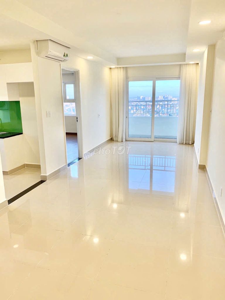 Rent two full-house bedrooms at Lavita Garden, and few nice ones.
