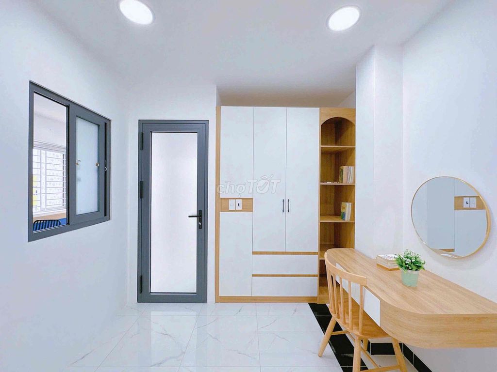 The studio apartment system - one bedroom - 2 bedrooms near the University of hutech, gtvt,... There's an elevator.