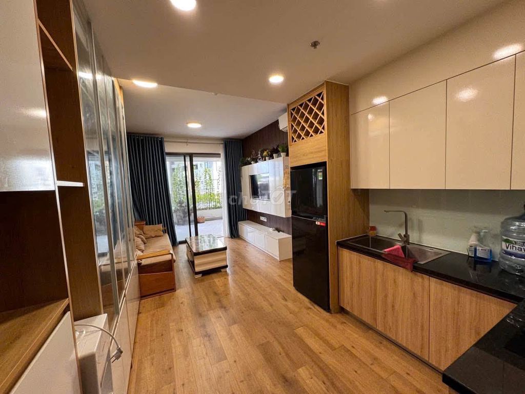 For renting a super-scarp Võ Văn Kiệt An Lạc Bình Tân apartment.