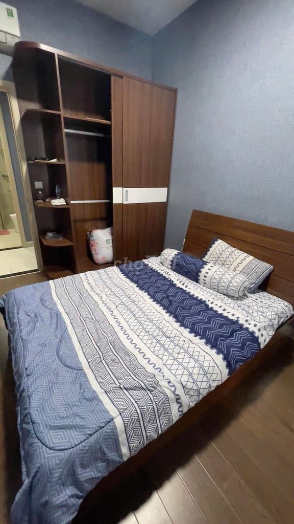 Rent Richstar 40 feet, 3 bedrooms, 2 toilets, Price: 15 million a month.