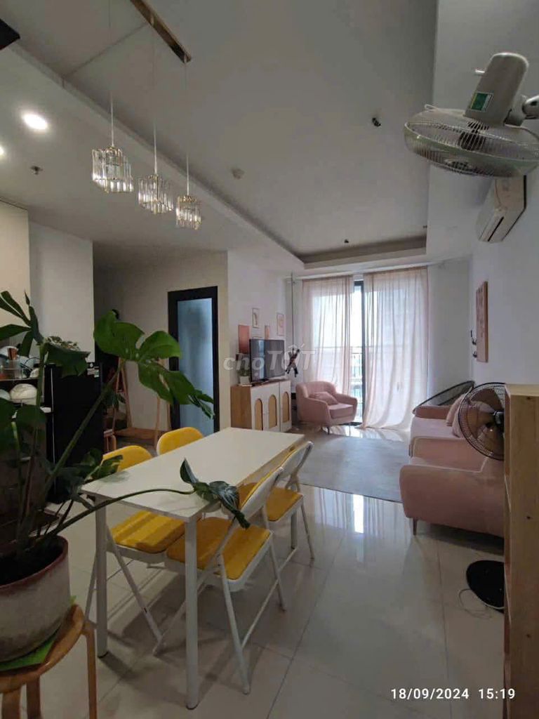 Rents eco green three bedrooms full of nice furniture- new houses, near the rmit