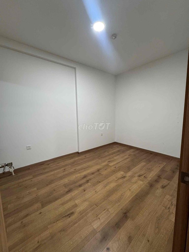 Rent the rarest garden apartment Akari City new home stage two.
