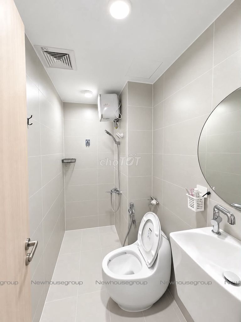 Rent apartment three bedrooms.