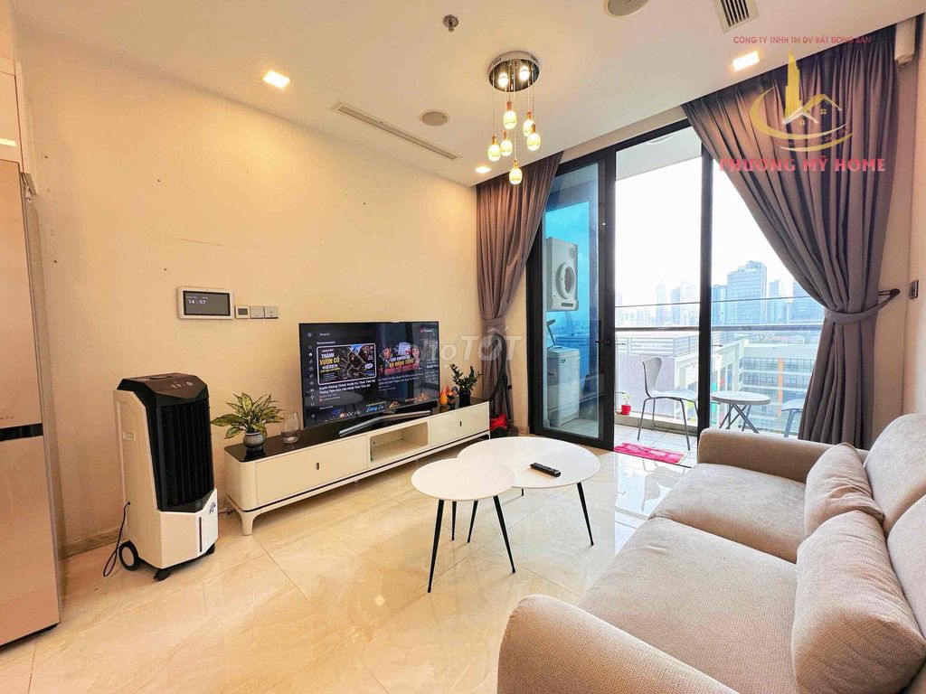 A Lamemes golden river district 1 – View of the river & bitexco – 22 million a month