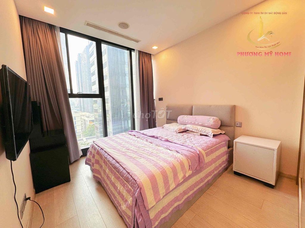 A Lamemes golden river district 1 – View of the river & bitexco – 22 million a month