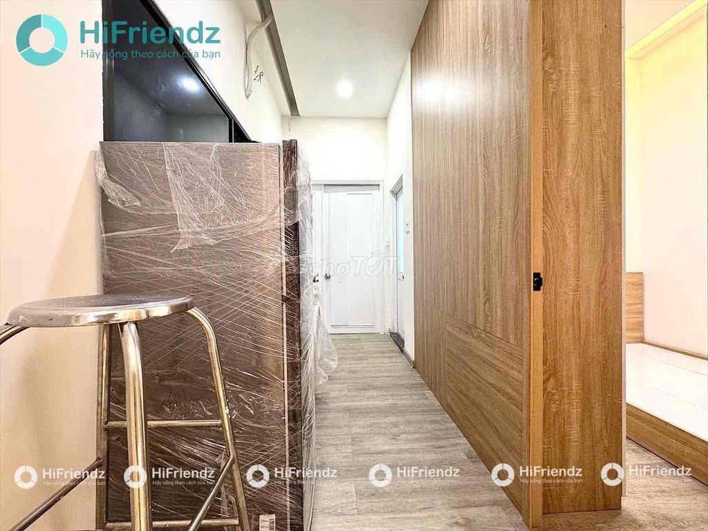 2rd floor of the new high-level balcony suite 80 M2 in downtown 3