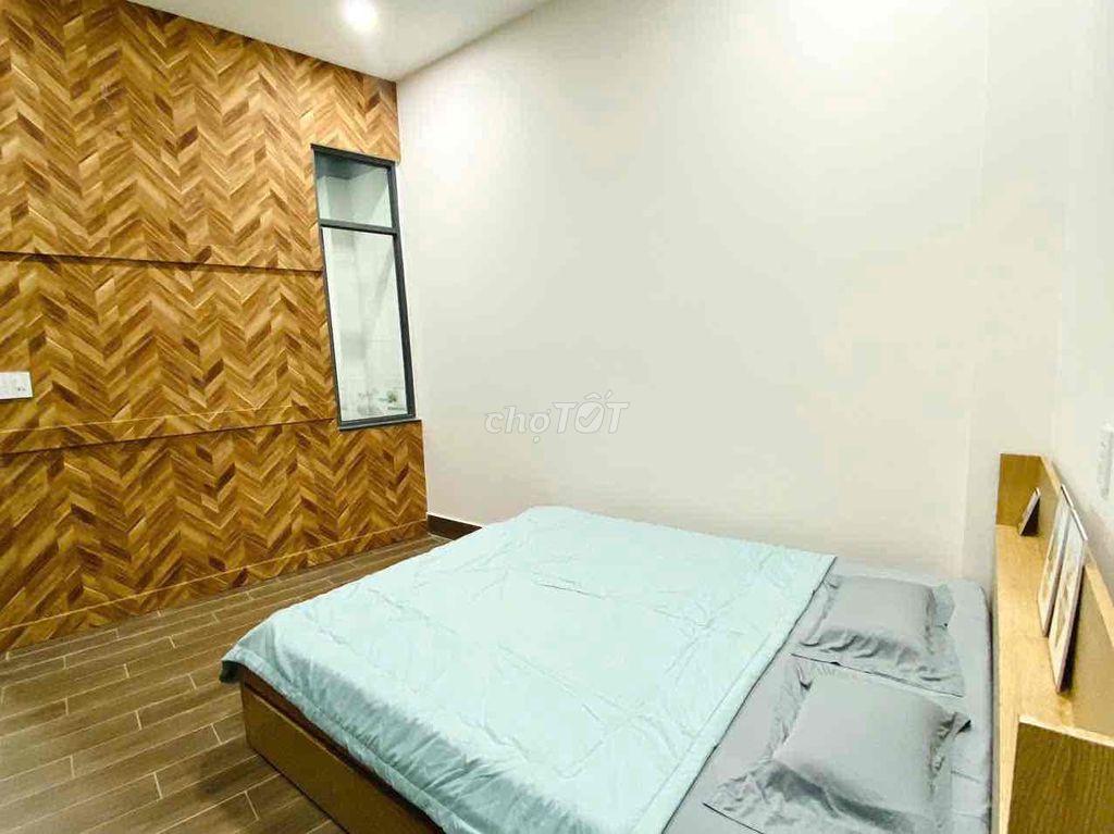 Rent the Home of Full Home right here at District 6 Hospital.