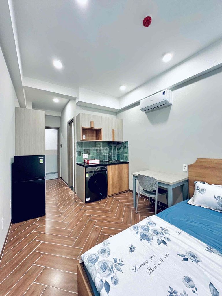 The real apartment is a 100 percent brand new bandol. A full Bùi Đình Tuý piece of BTh