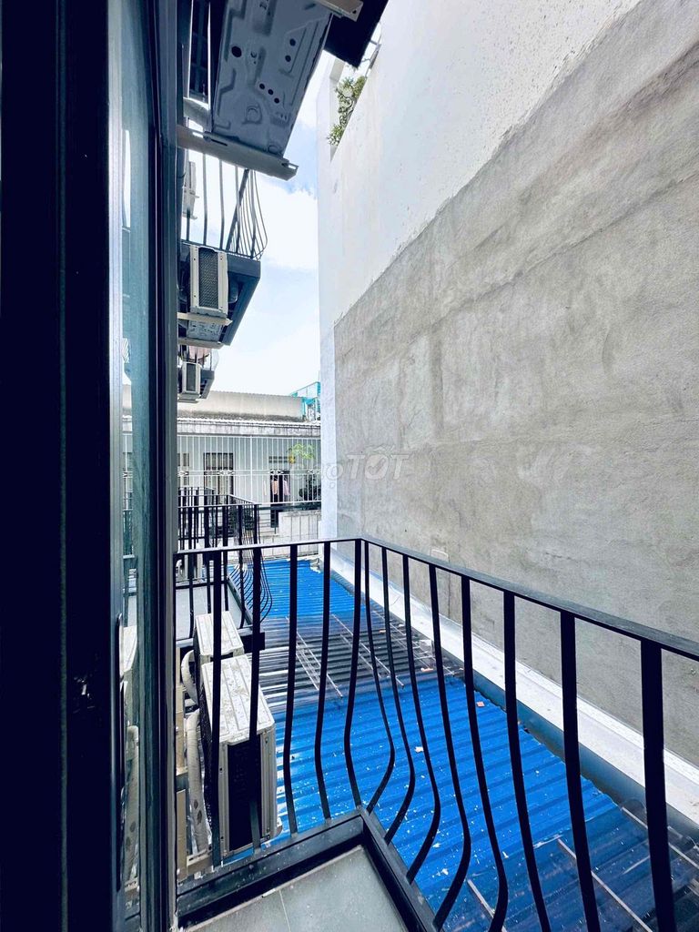 The real apartment is a 100 percent brand new bandol. A full Bùi Đình Tuý piece of BTh