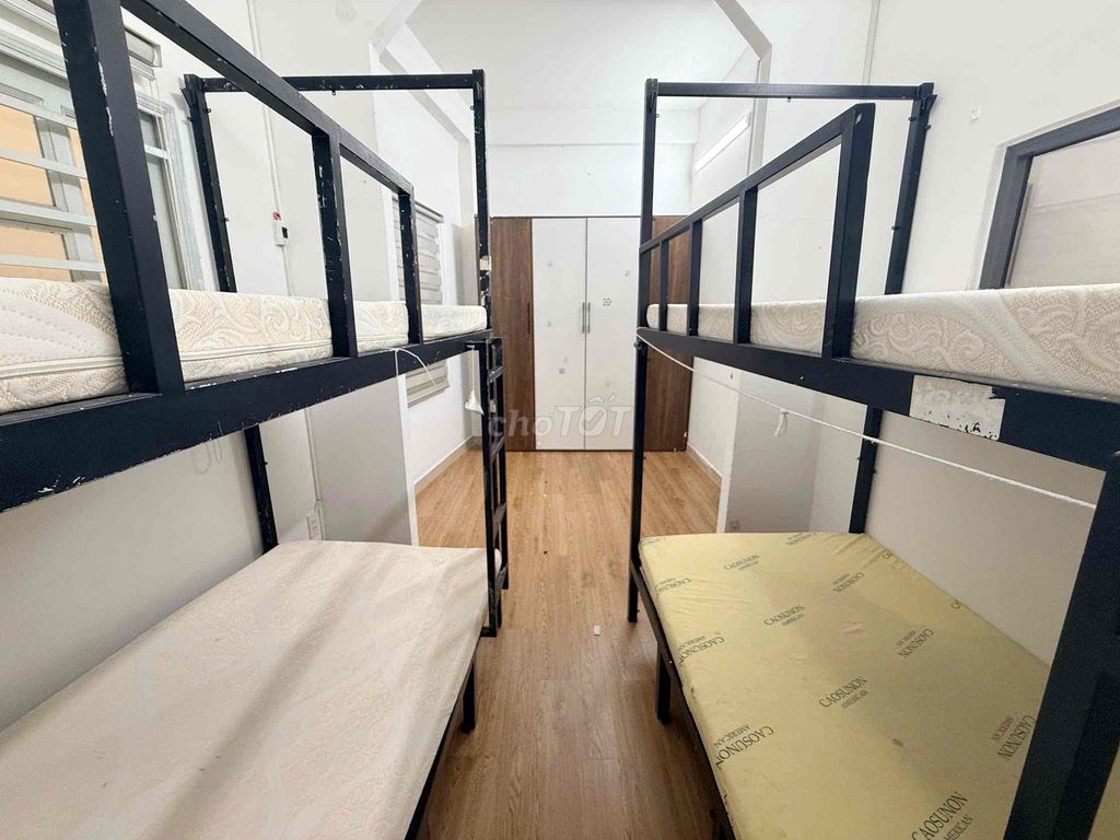 4nd student apartment at 45 M2 full interior right in District 10