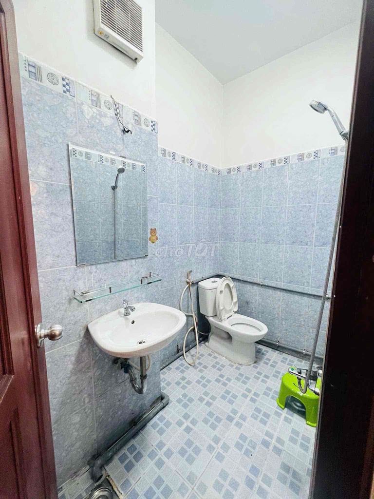 4nd student apartment at 45 M2 full interior right in District 10
