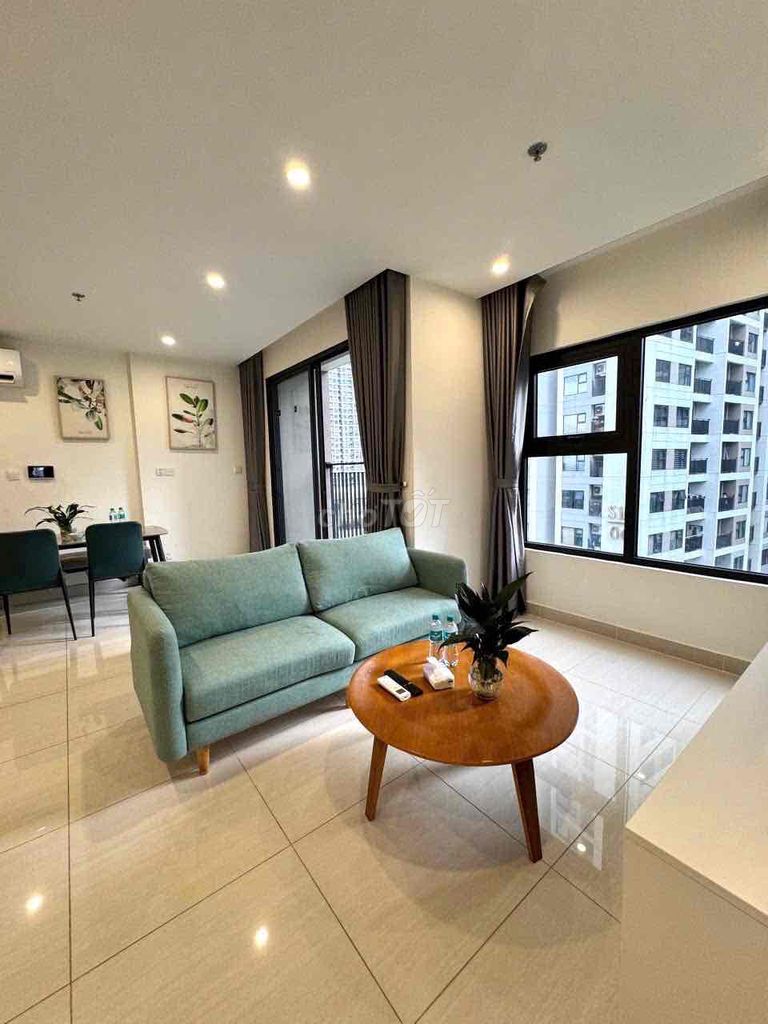 We'll rent out the Vinhomes Grand Park bedrooms in 9th county for only 4.5 million.