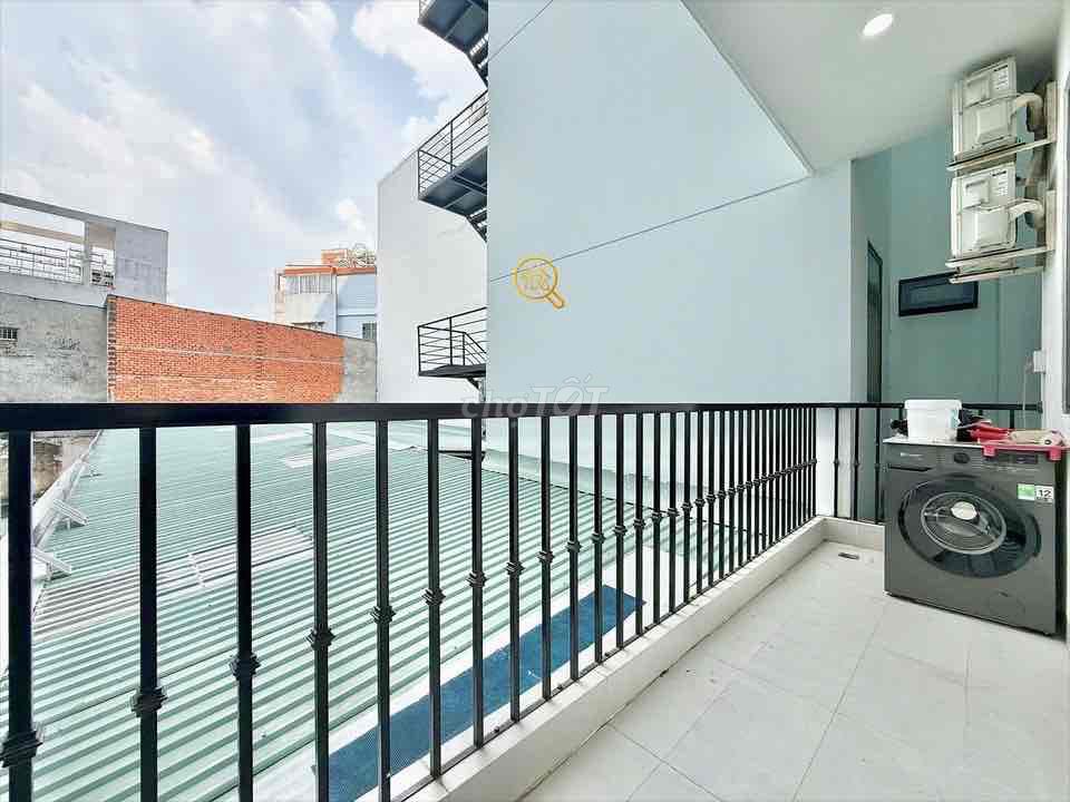 The elevator balcony studio full of new home skills immediately vlu moving District 1