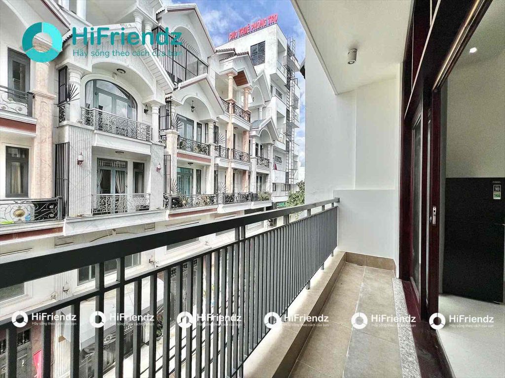 Please rent a clean new balcony for the needs of the brothers and sisters