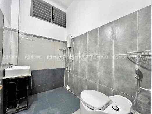 Two bedrooms right here, GreenWich, the Air Institute, Etwon Cộng Hoà, Daddy.