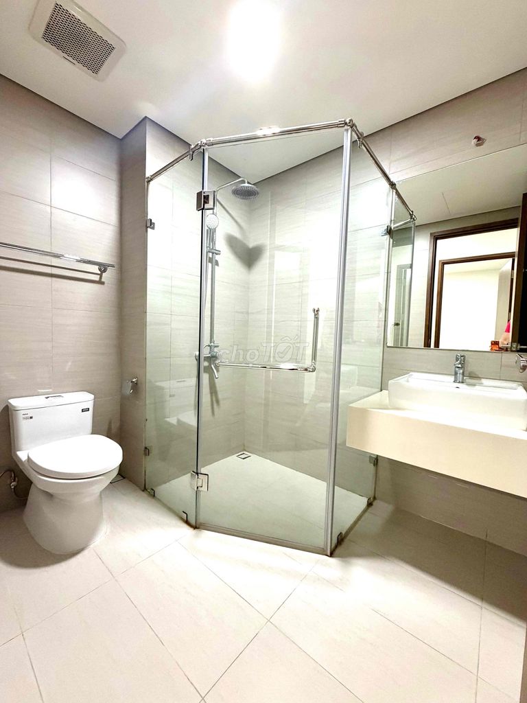 Rent two bedroom 78 M View pool only 10.5 million at Akari City squared