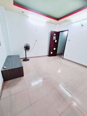 Nice room. Cold Machine, Window, Phú Nhuận Center