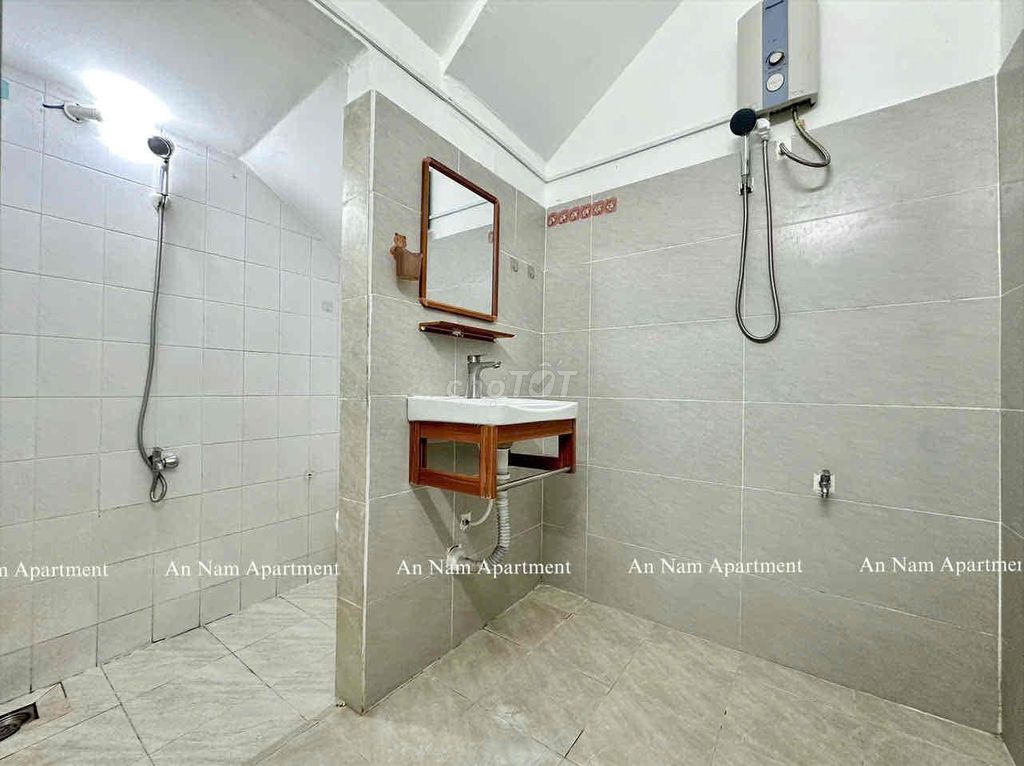 One bedroom is 47 meters wide. There's a yard after Full Seven.