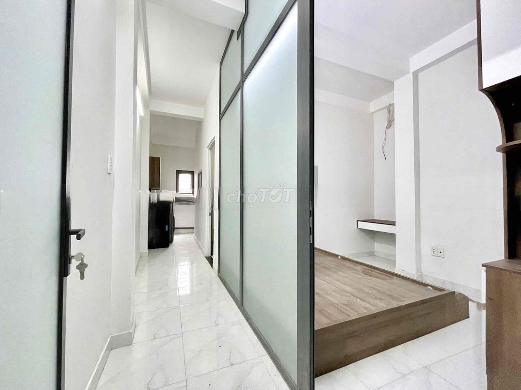 Hot new two bedrooms full of nuts.