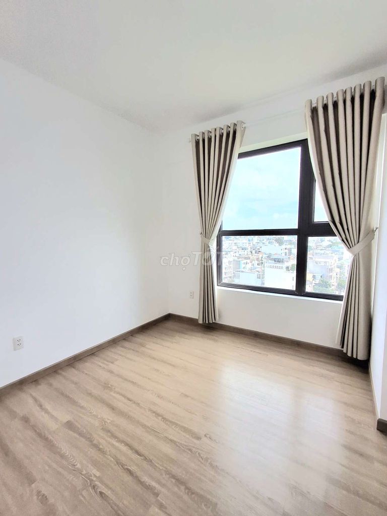 Renting the new Osimi apartment corner of the new apartment.