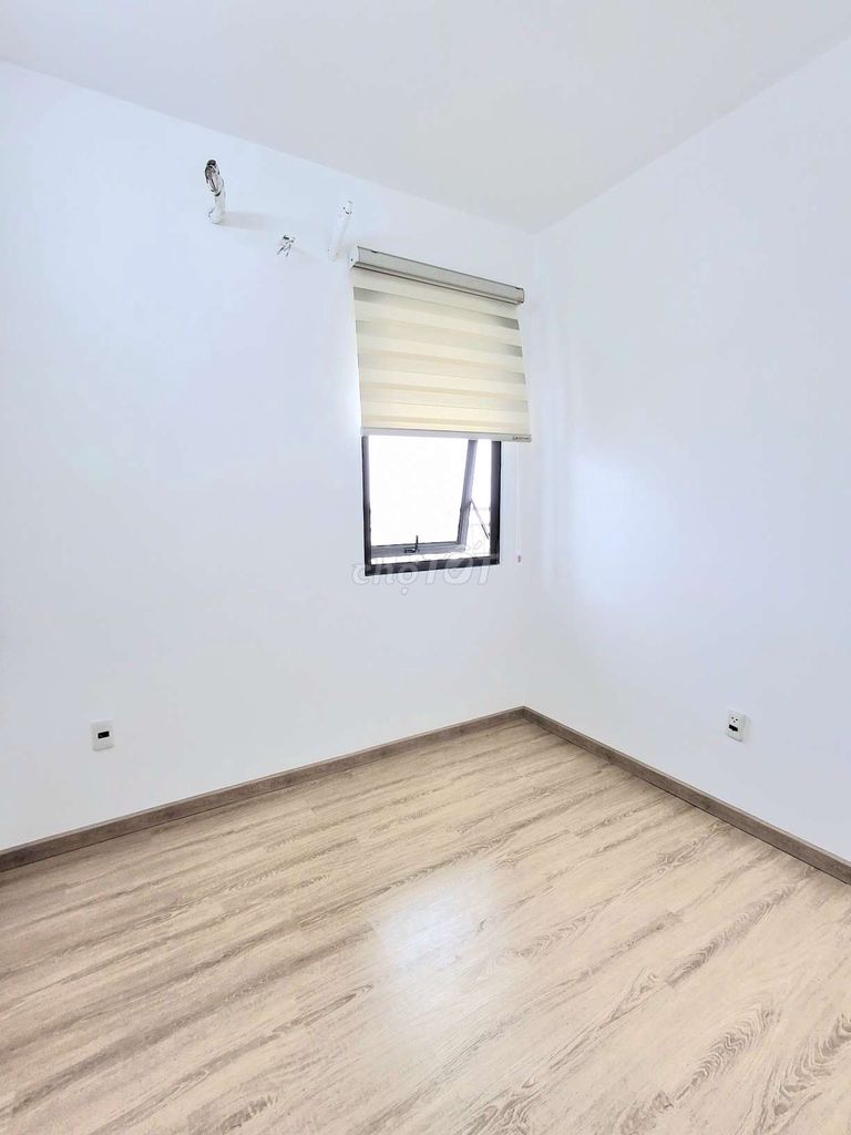 Renting the new Osimi apartment corner of the new apartment.