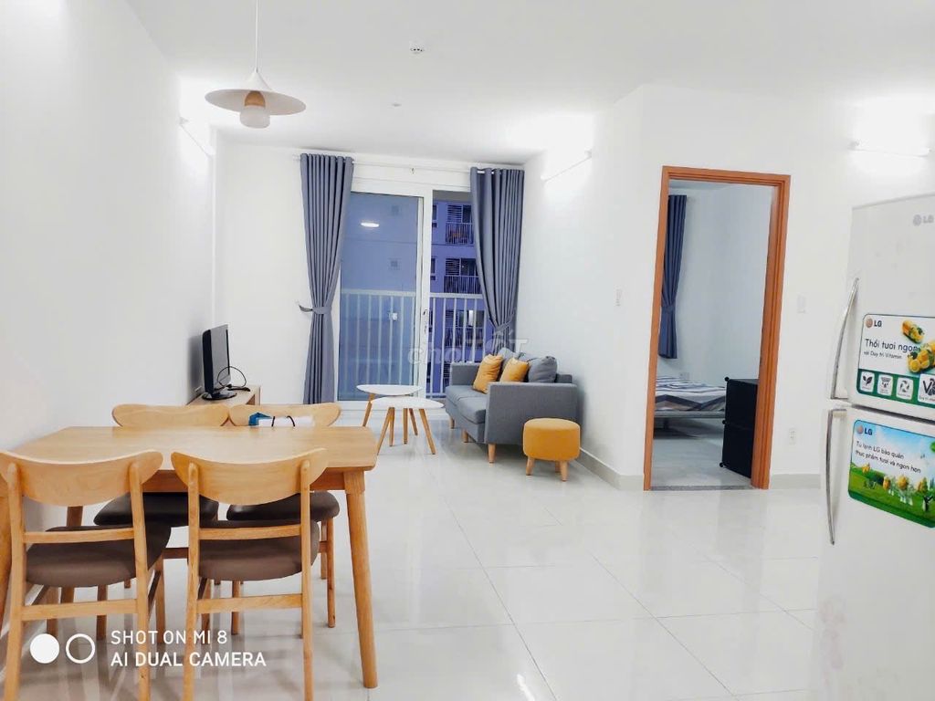 Rent Tara Residence a bedroom.