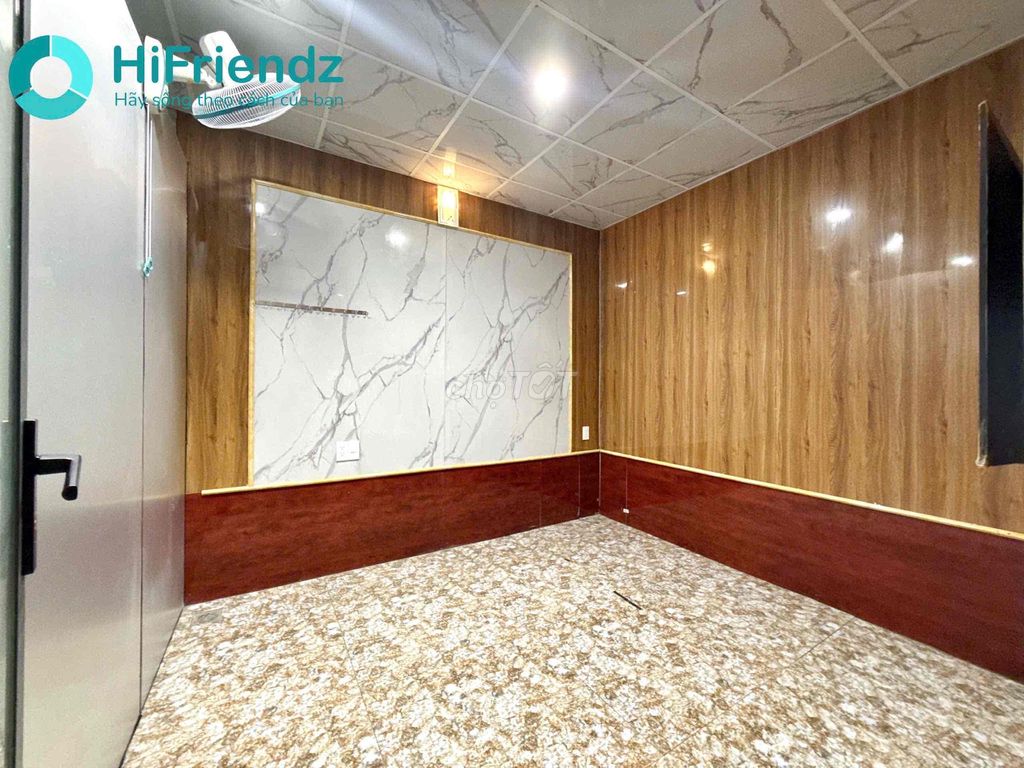 The mini-full elevator interior right near the University of Gemstone