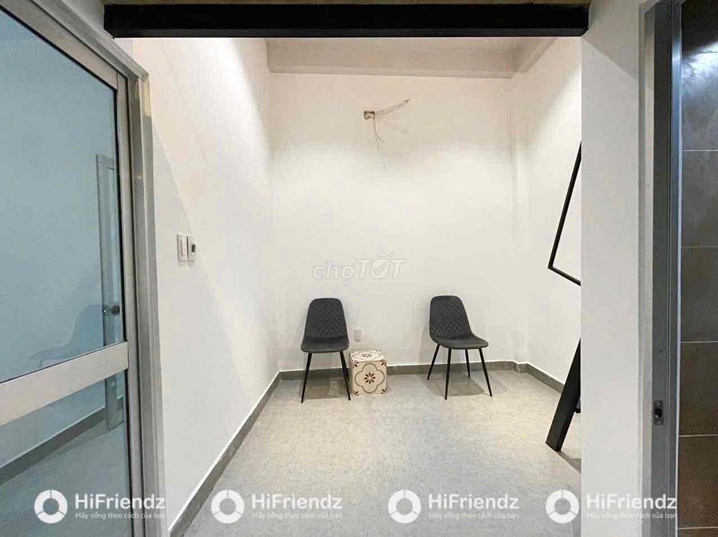 Dupx full ground interior near the University of Hong Eagle, District 11