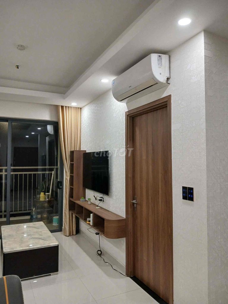 Rent two beautiful view bedrooms full of furniture in the middle of Sai Gon District 7 Riverside