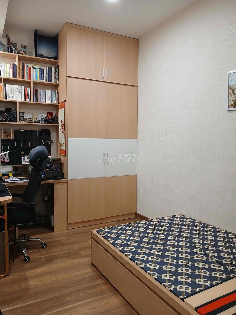 Rent two beautiful view bedrooms full of furniture in the middle of Sai Gon District 7 Riverside