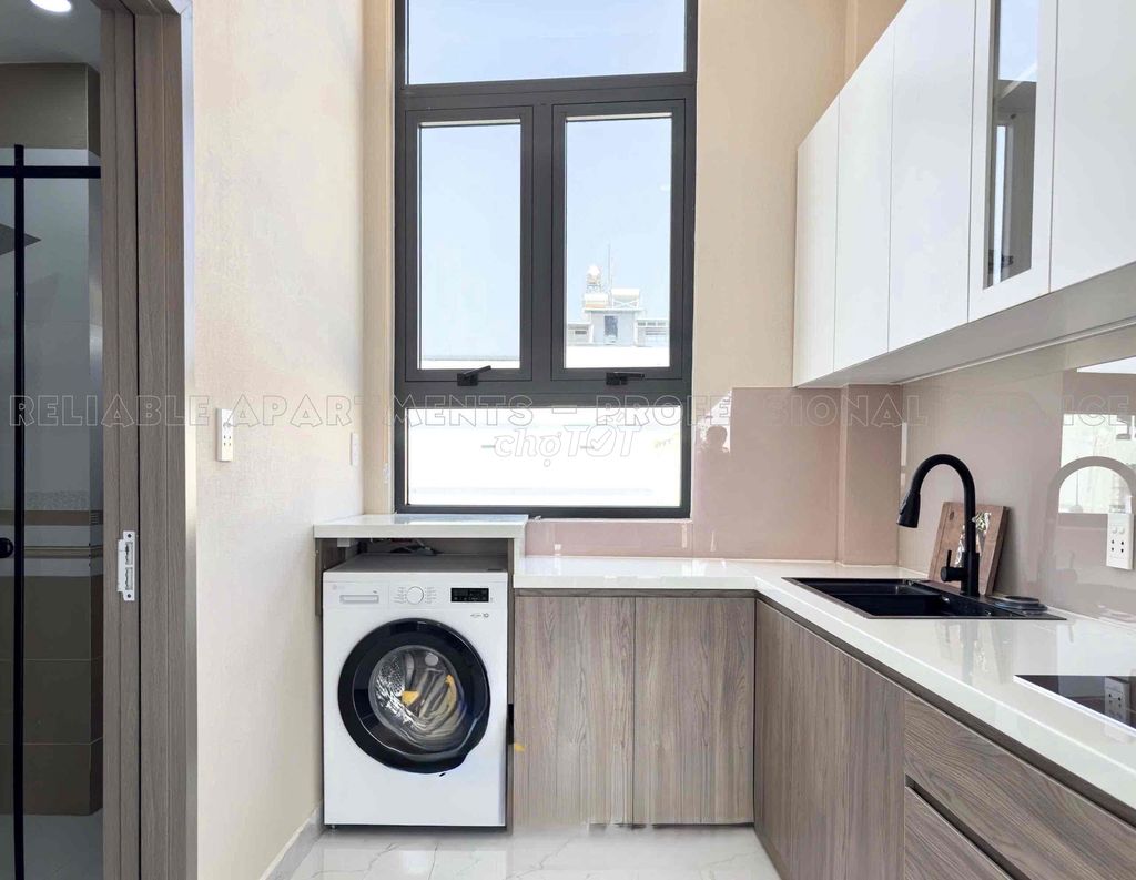 Tell Zhang the new apartment is 100 percent, Ful Seven, near the Super Go, KingDom District 10