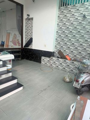 65 X20 M1 ground 3 floors down on a payroll demand.