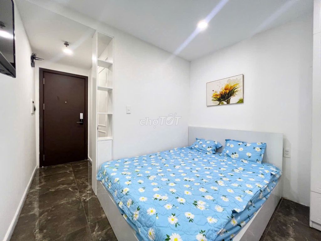 Orchard Garden Novaland Base 30m2 entered right here in one room.