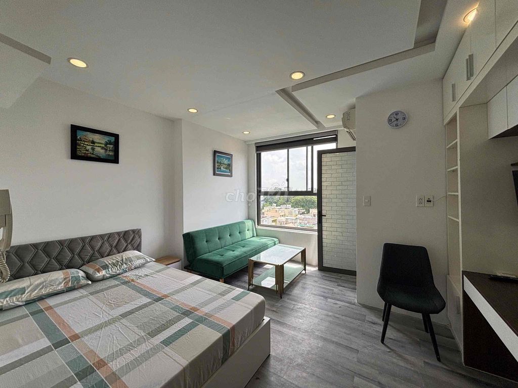 High-level Novaland apartment entered right next to the airport.