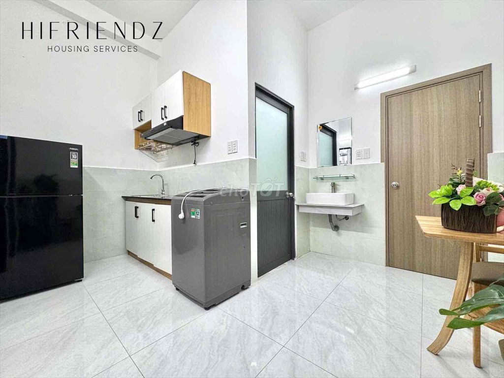 Rent a mini apartment. Two bedrooms. A bathroom five counties away.